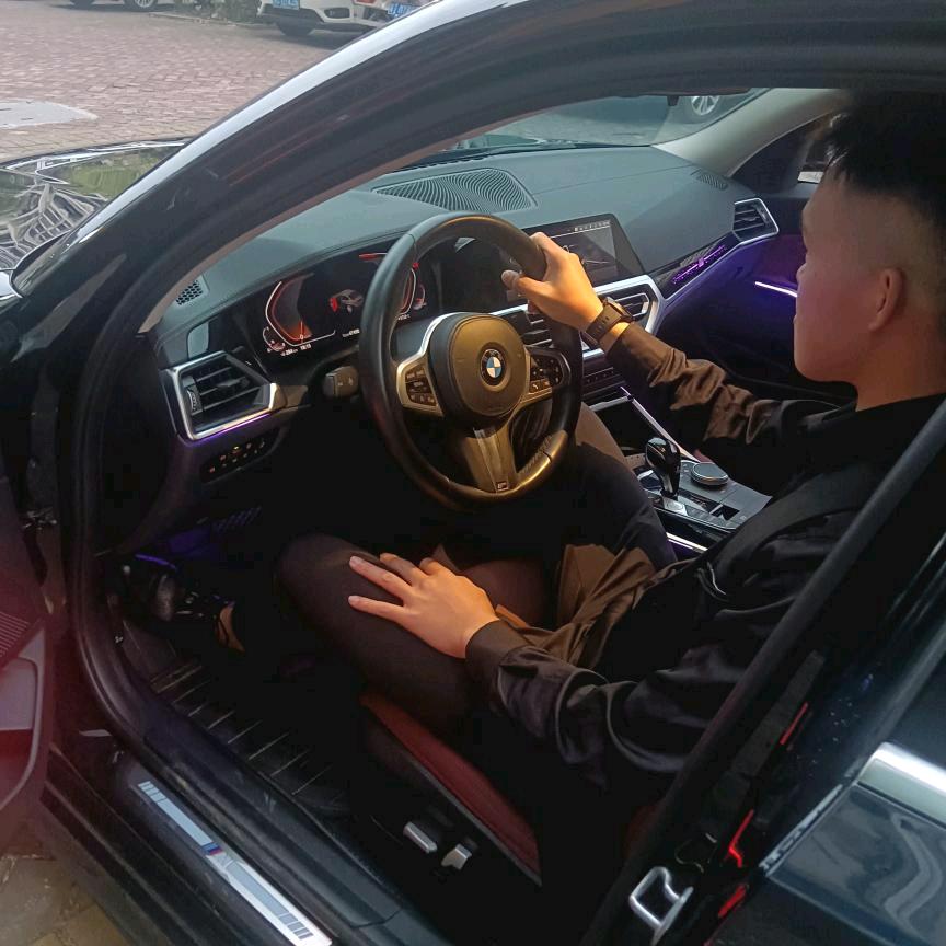 你的宝马小哥哥想你了老婆