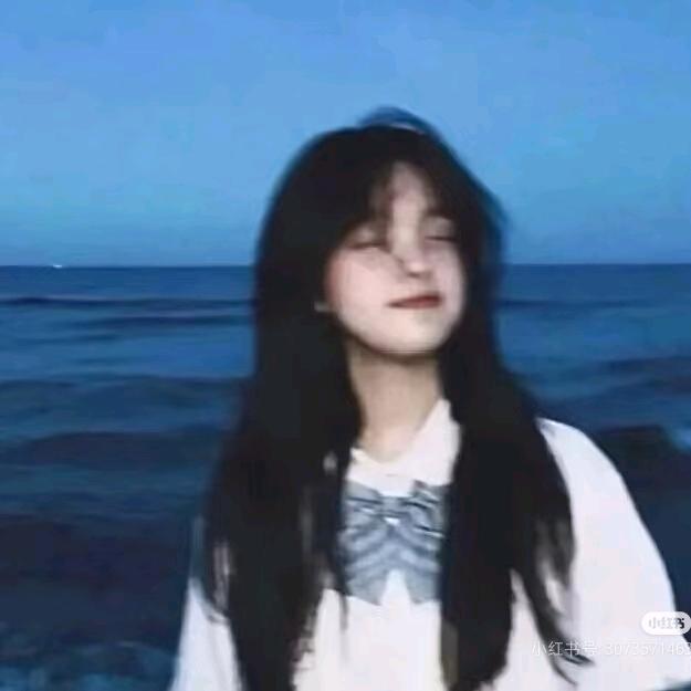 睡不醒୧( ⁼̴̶̤̀ω⁼̴̶̤́ )૭