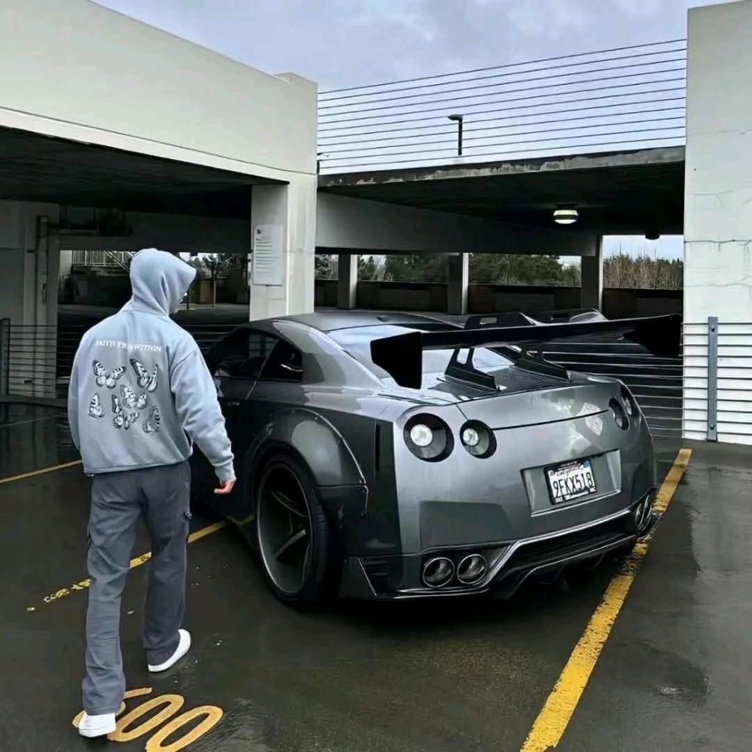 呼和浩特诚信车行🚗