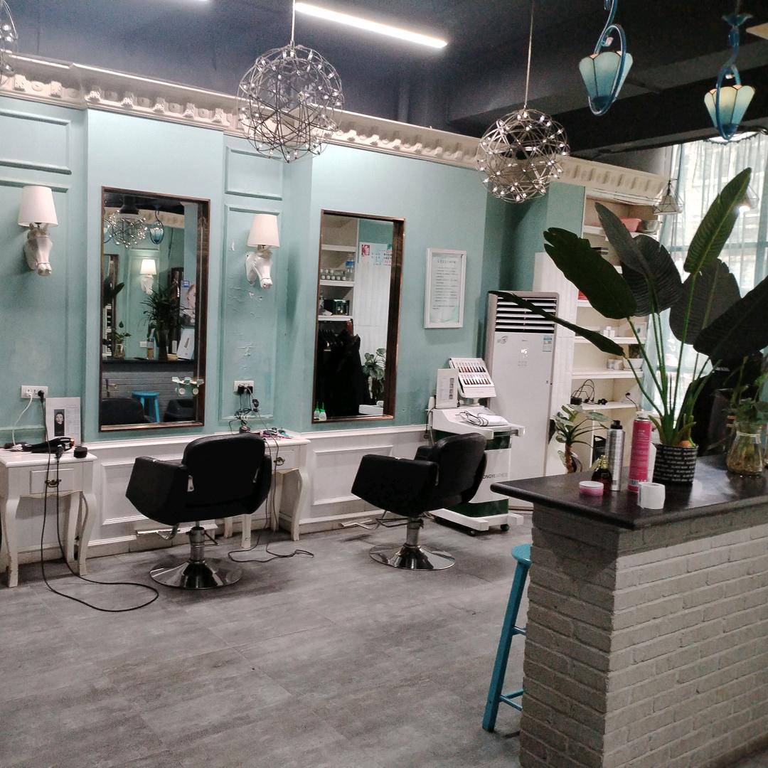 发觉名家美发沙龙官方号