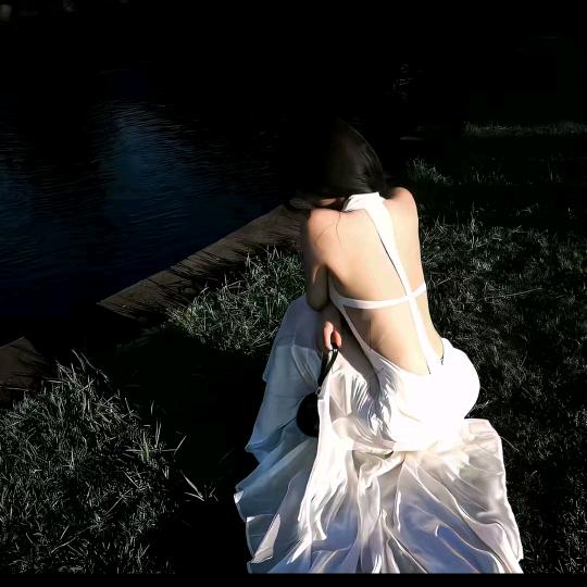 阿娇.