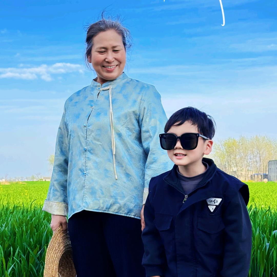 美姐（不定时直播）