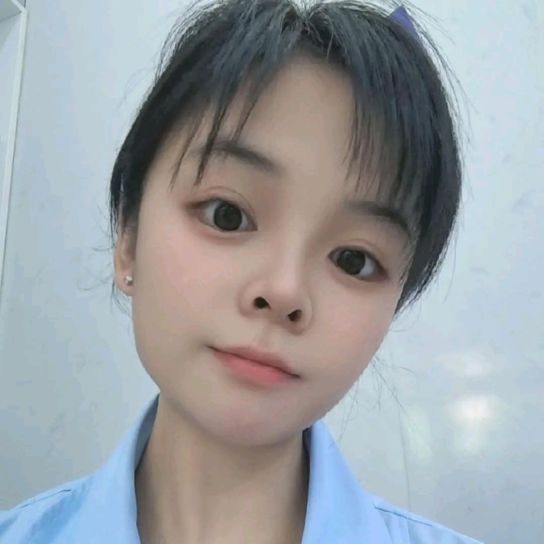 小君君