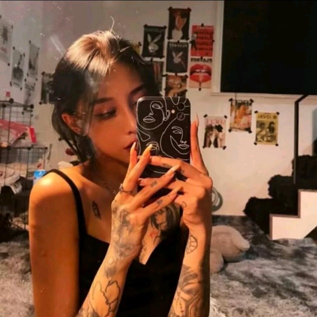 黑妞  ❤️
