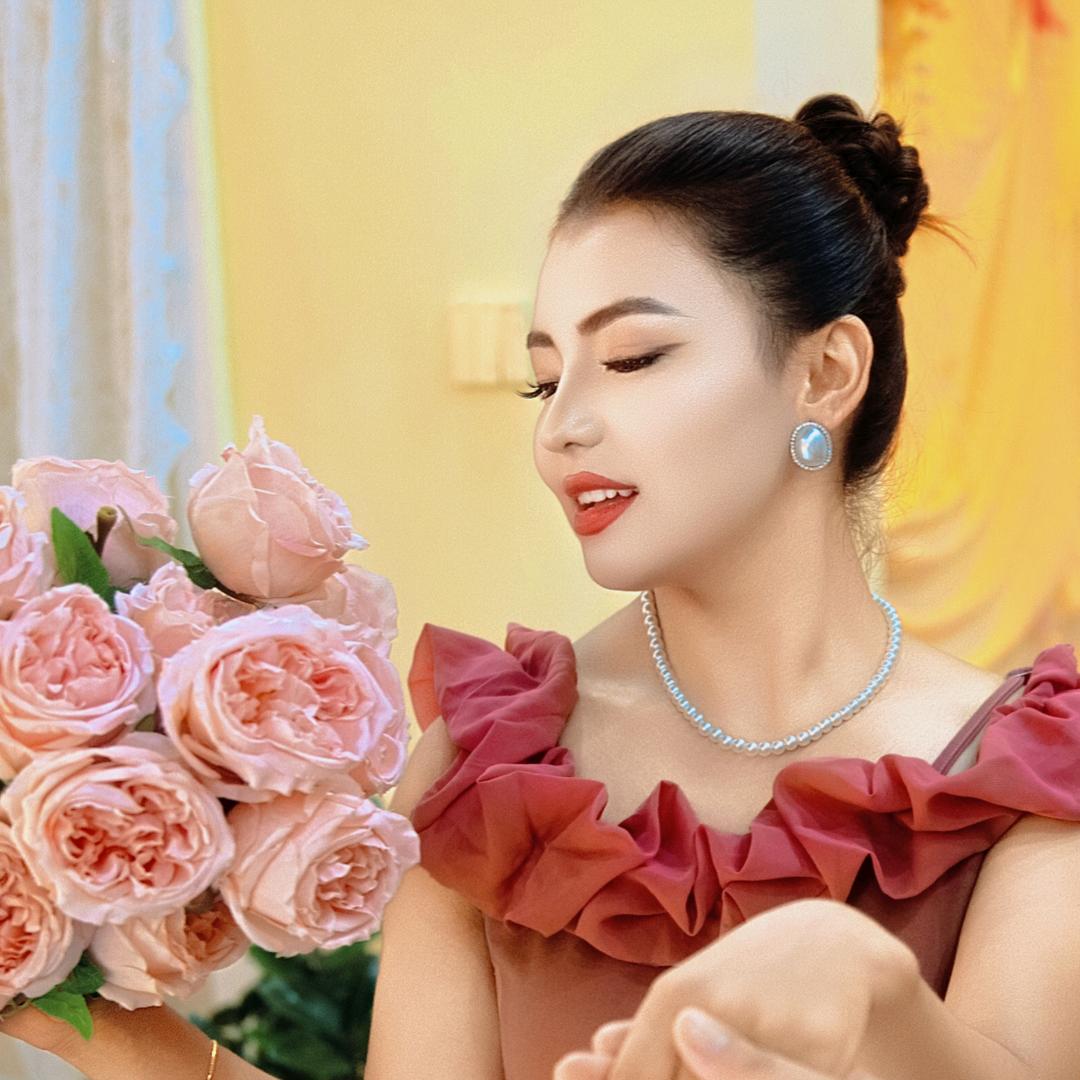 ᴹᵁᴺᴬᵂᴬᴿ