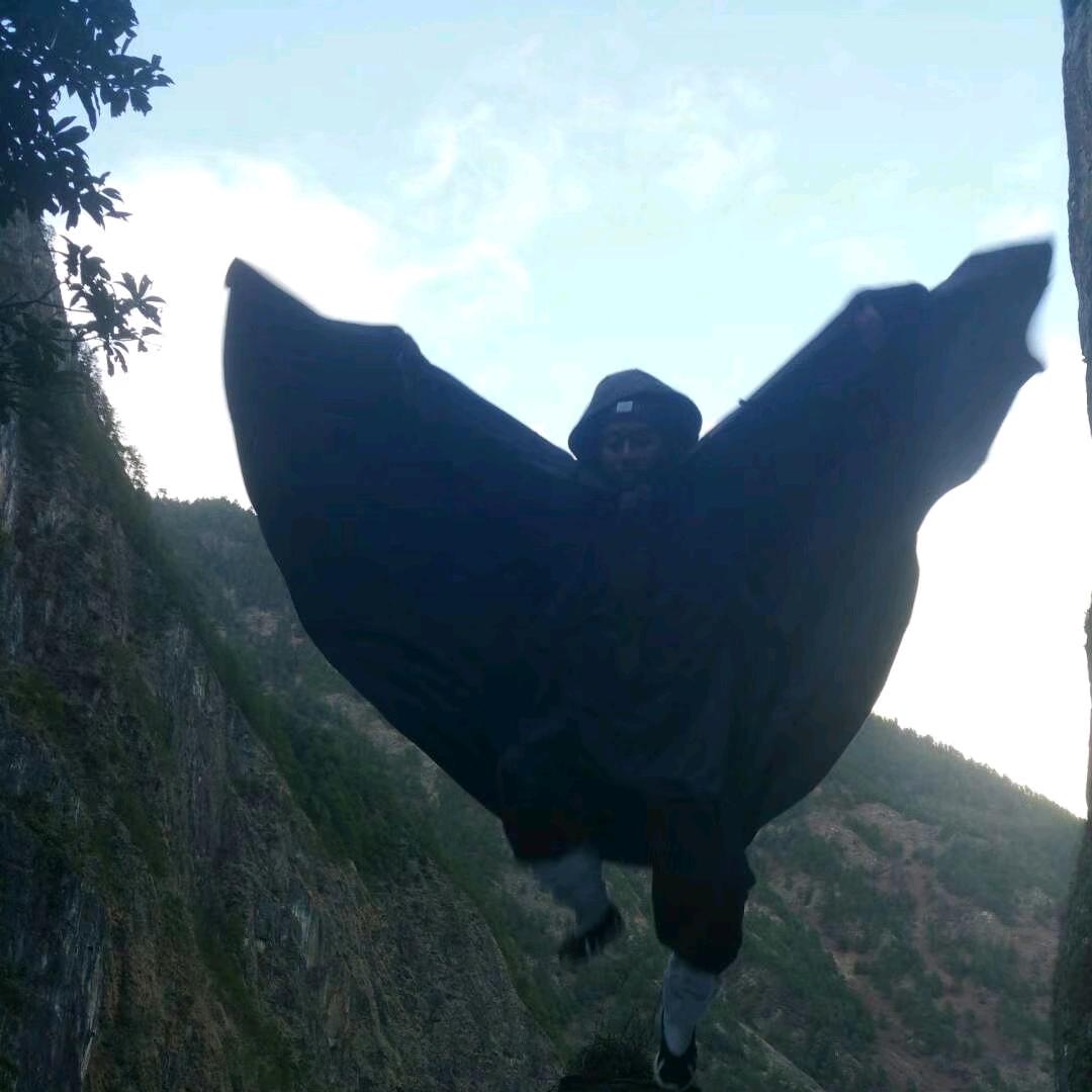 闲雲山人