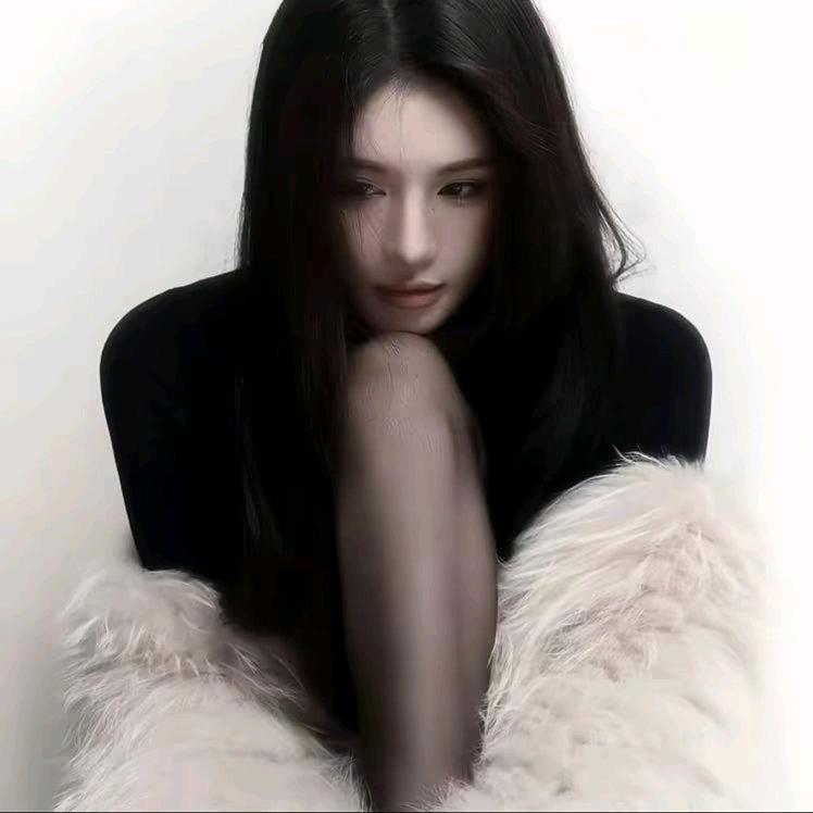 小莹莹爱玩游戏