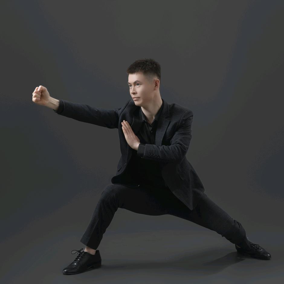 教武术的老男孩