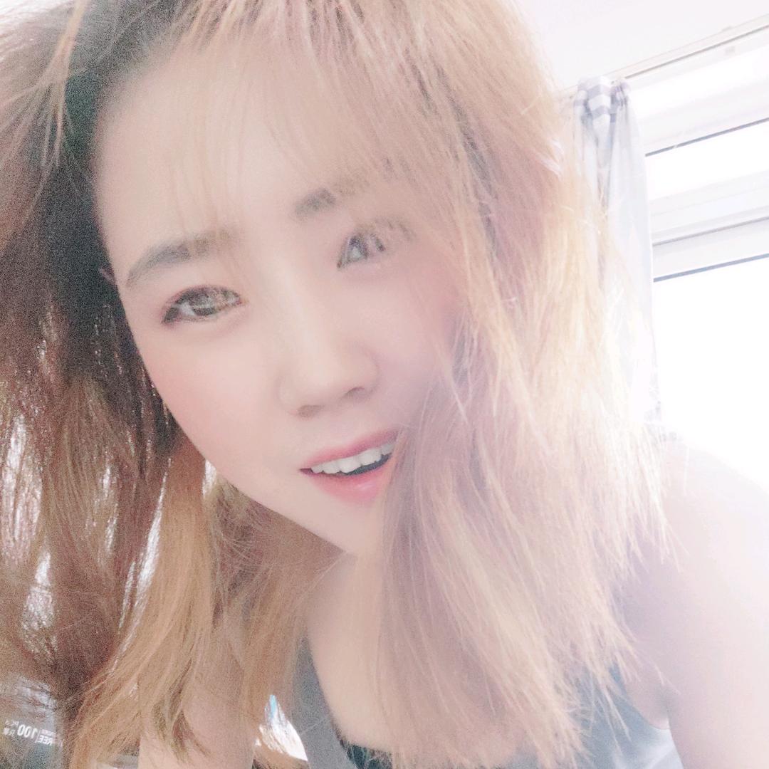 瓶子的德文《要🐱私聊》