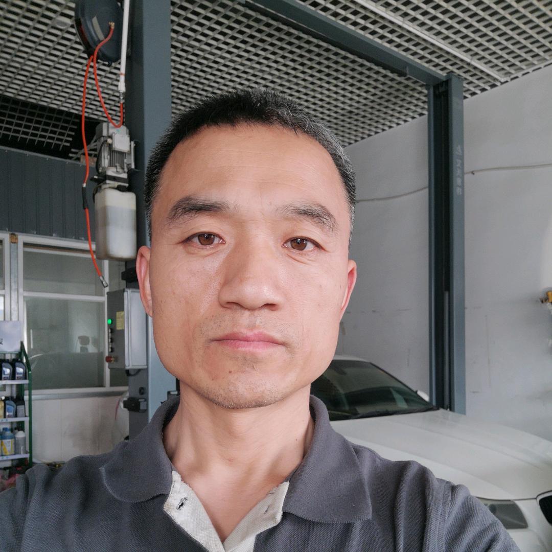 德国宝马厂家二十年认证专家技师