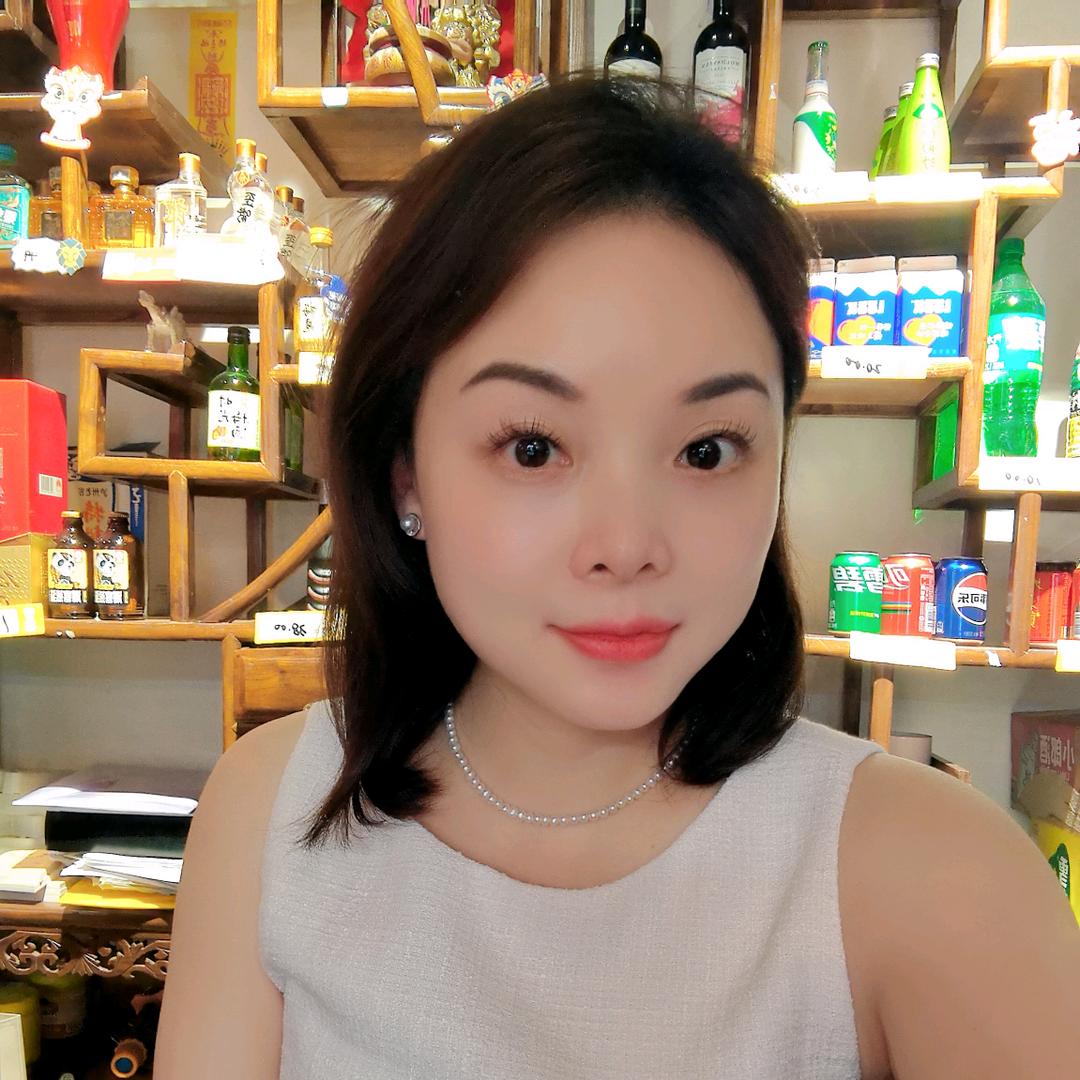 叁小肆江湖小馆 女老板
