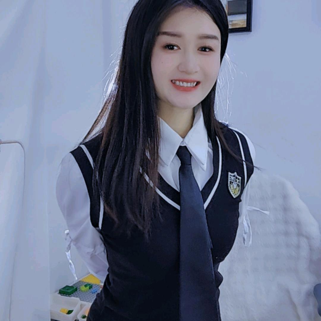 洛一依