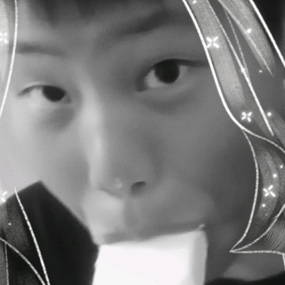 吃雪糕的涵梓添
