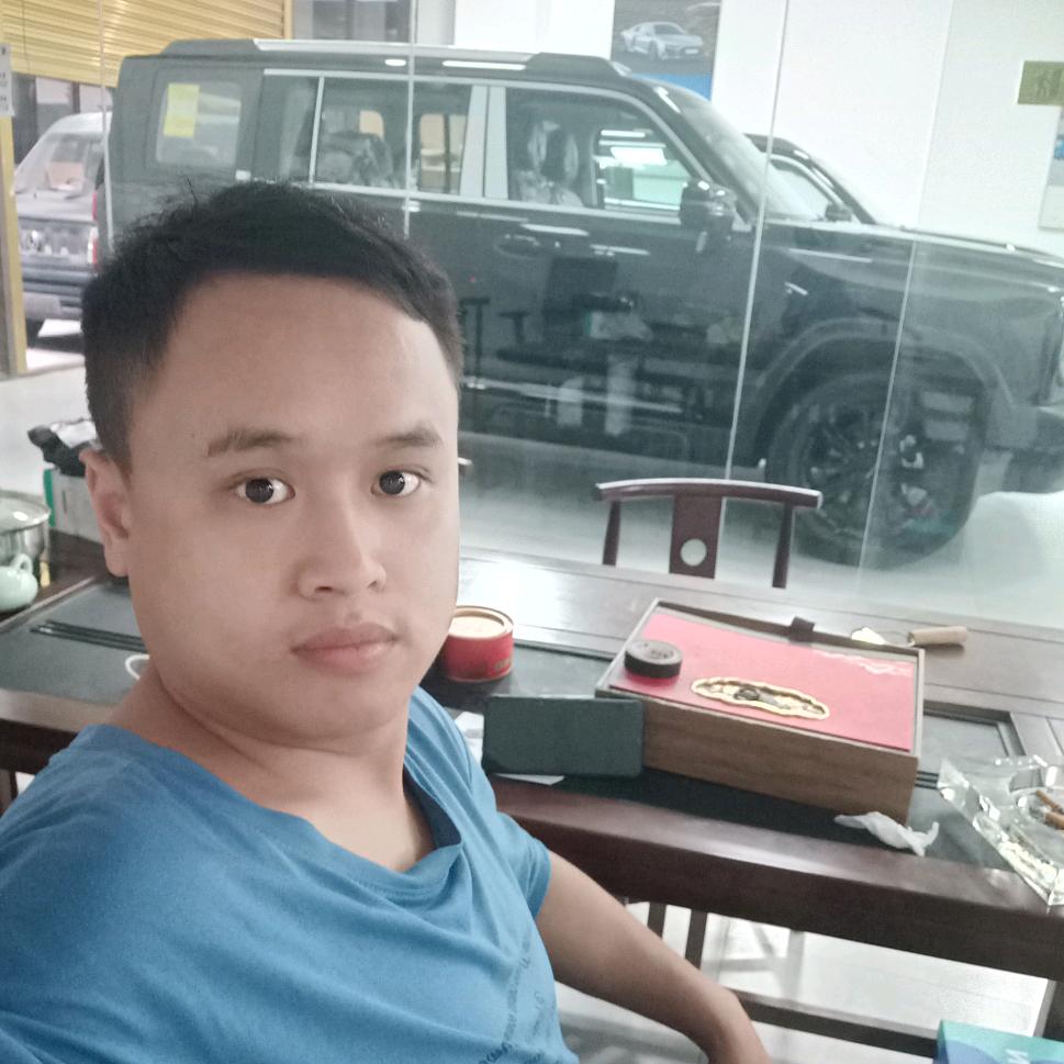 小高不帅呢😍👑