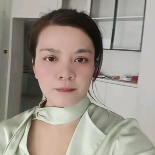 @杨梅在平果做装修