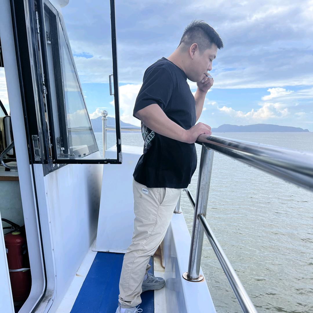 孤单的一个人