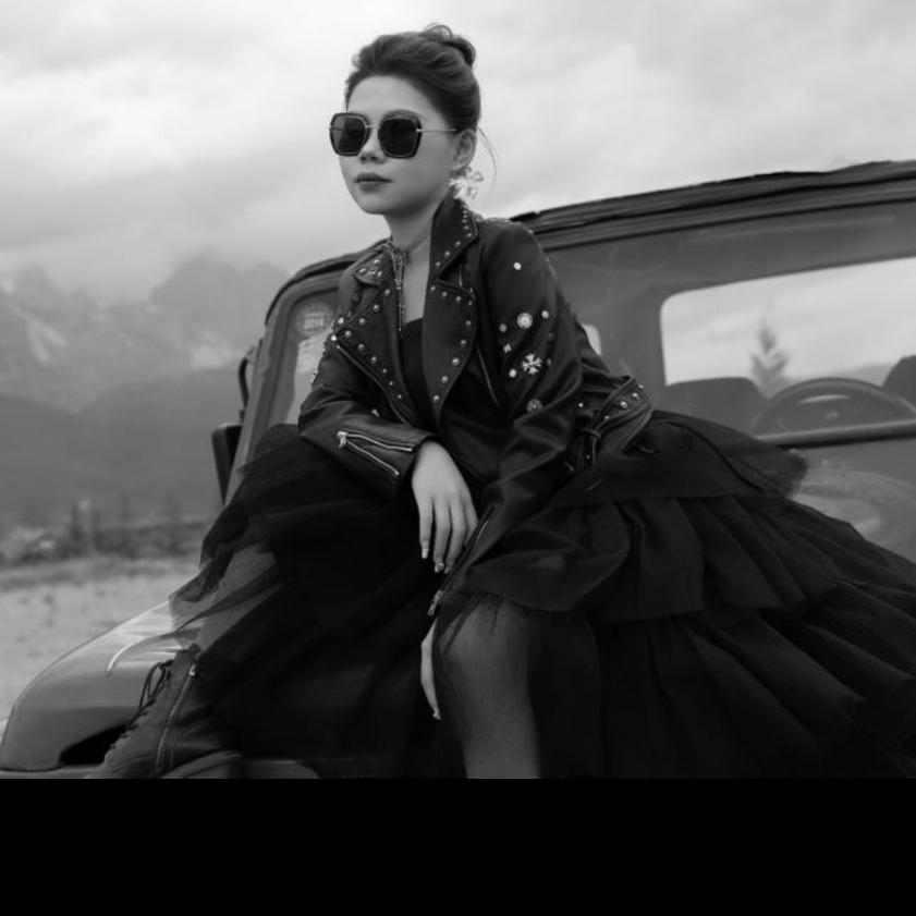 收起你虚伪的脸嘴，滚！