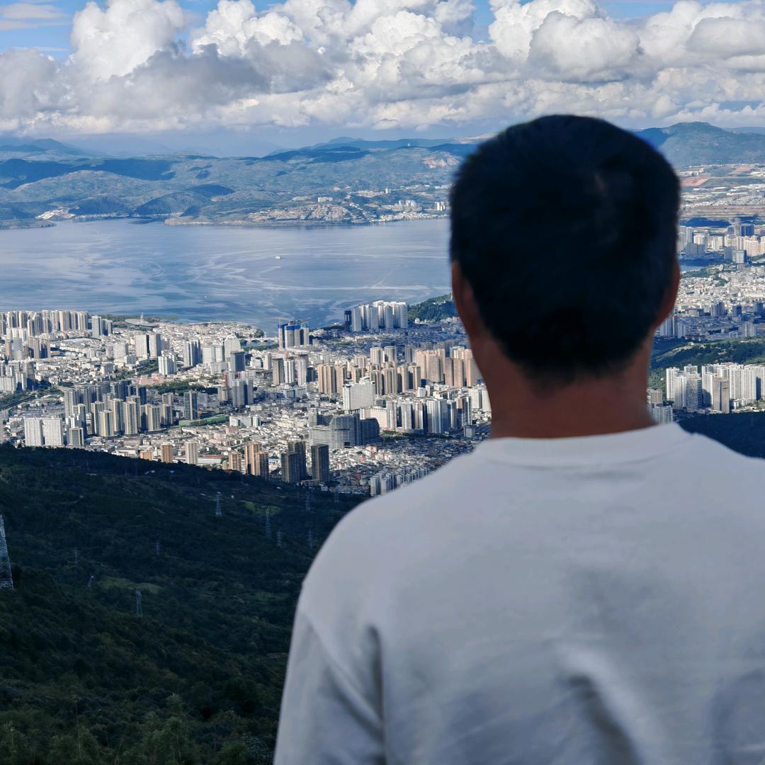 最熟悉的陌生人