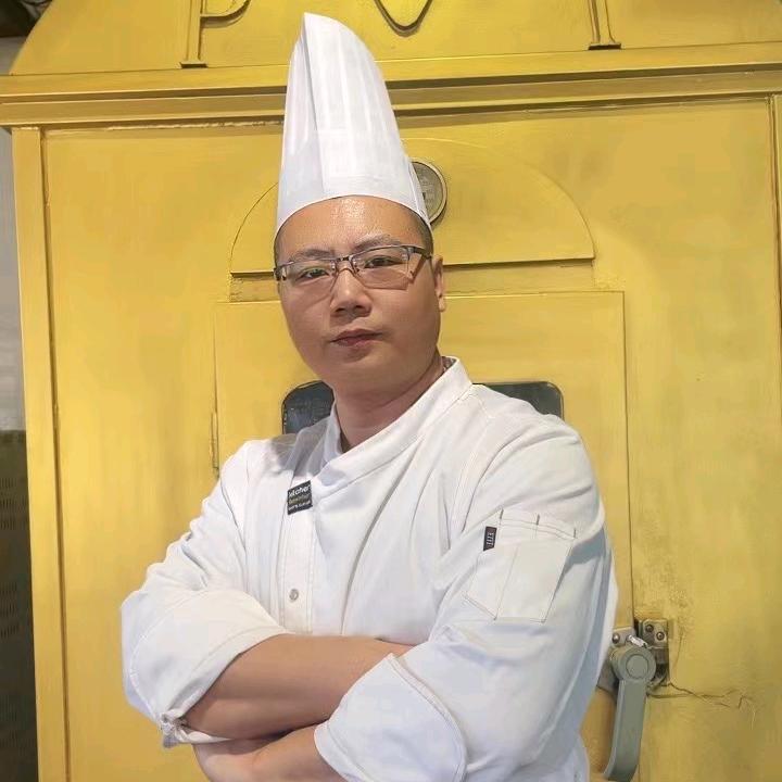 三千牧人  白小白