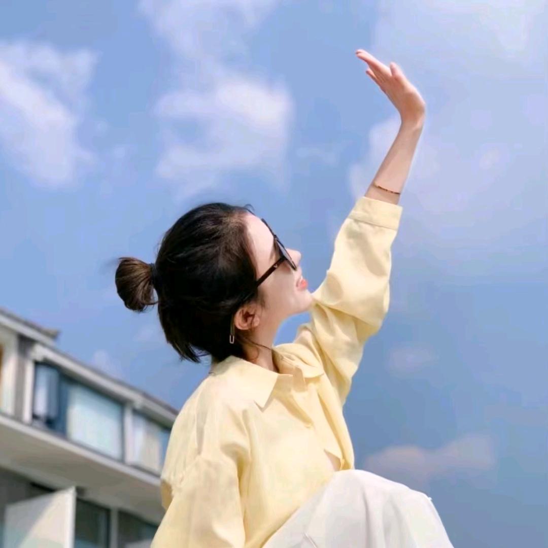 杨杨睡不醒