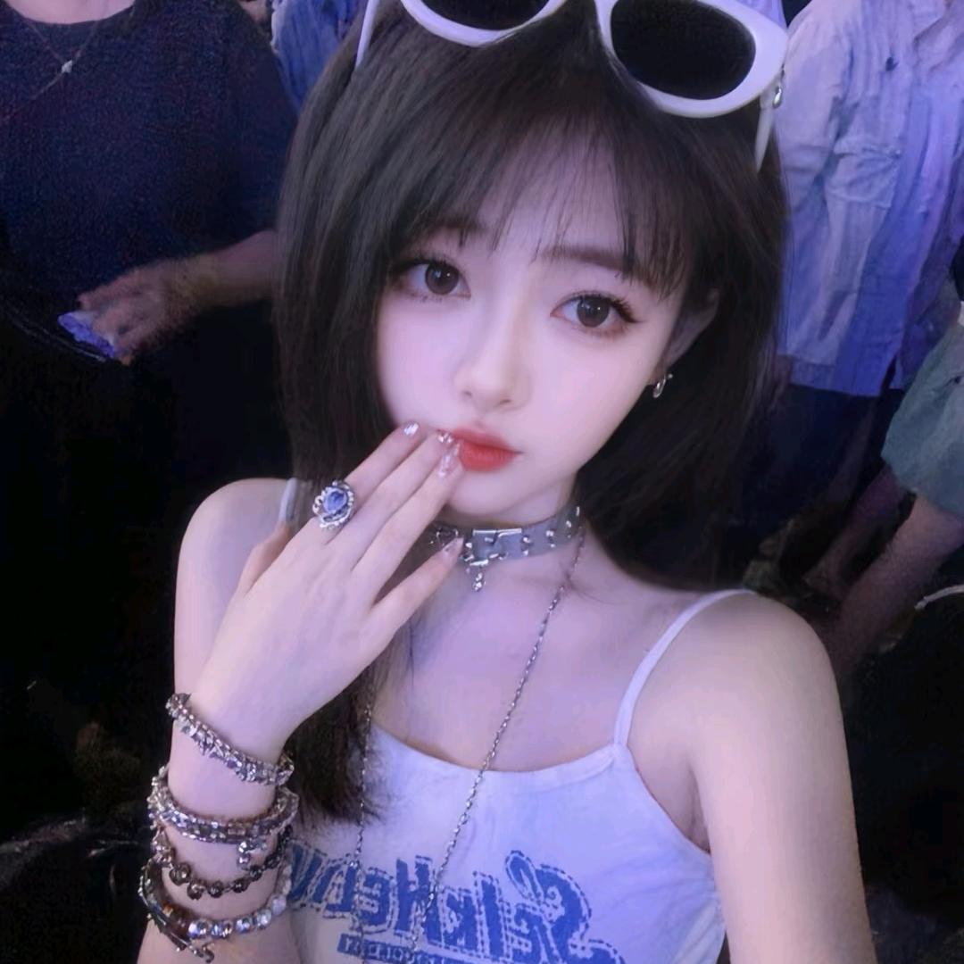 ღ🍒甜心꧔ꦿ💋⁵²º᭄
