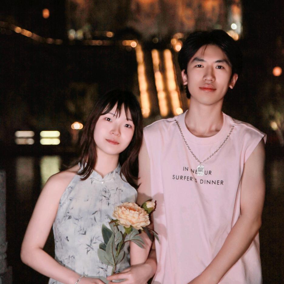 甜甜和枫枫的日常