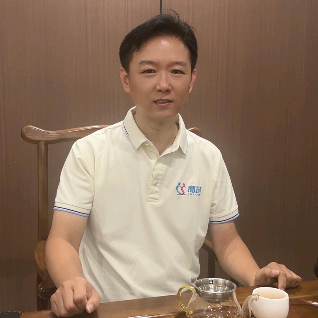 飞哥_潮瑟娃娃工厂创始合伙人