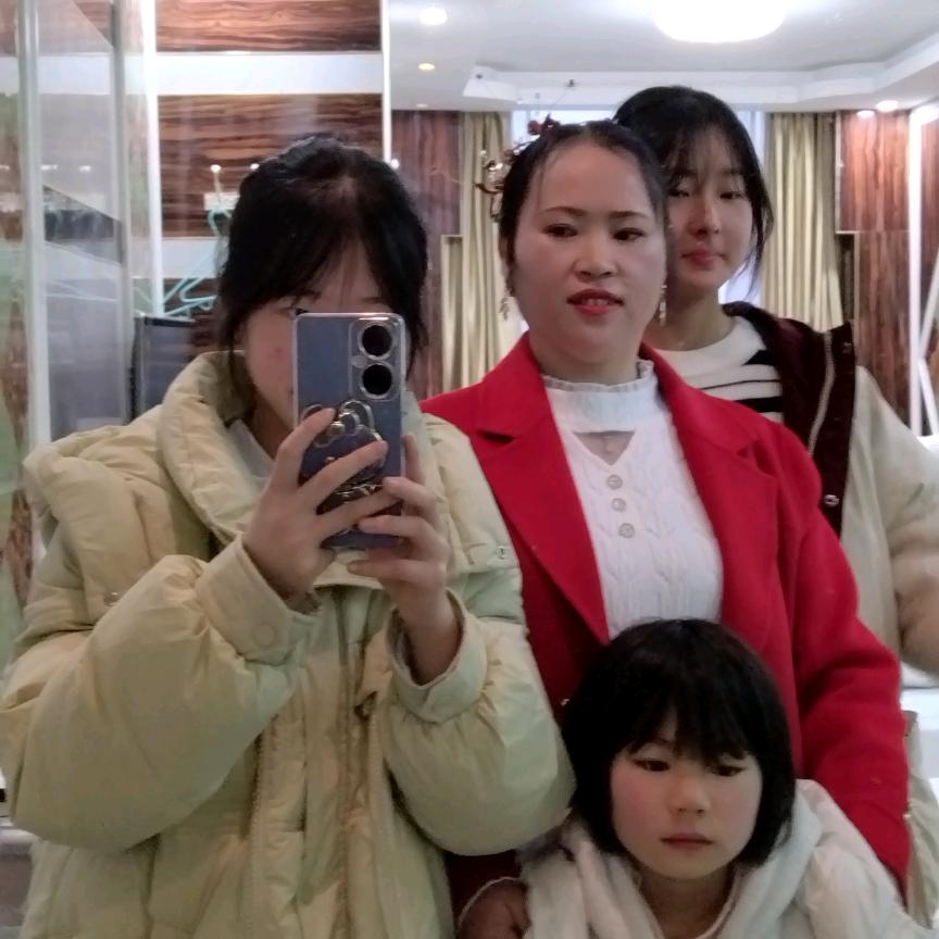 幸福的一家人