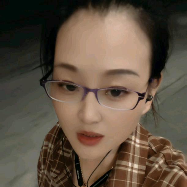 卢家八妹