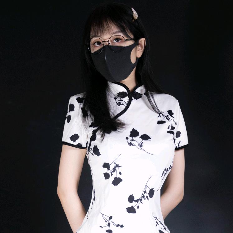 芊寻吖