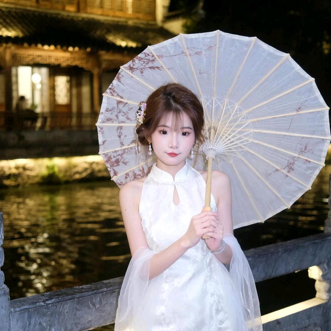 ♡̶不̶碰̶感̶情̶🥀