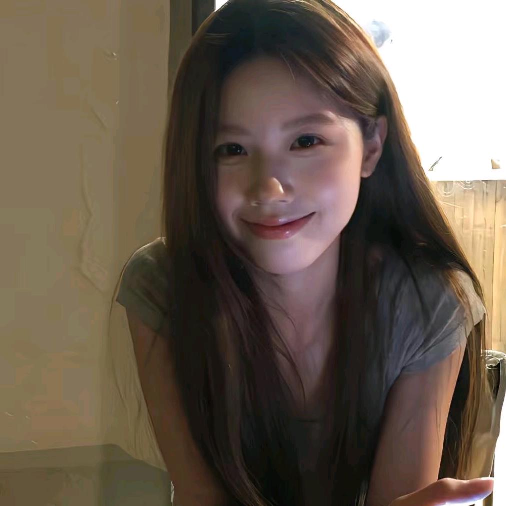 我不是小y.