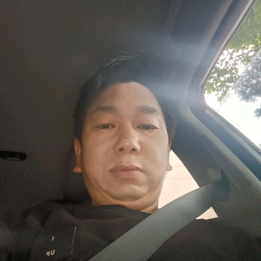 中年大叔