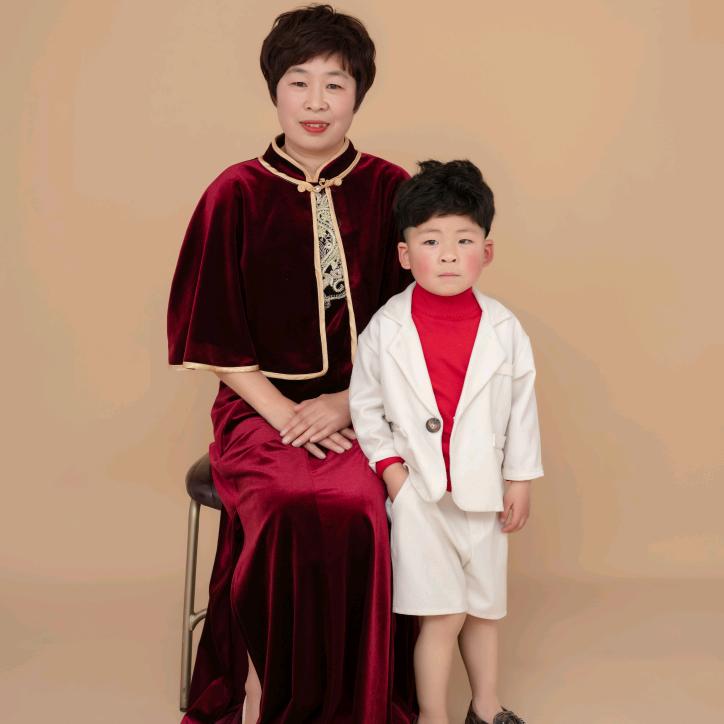 沐沐奶奶