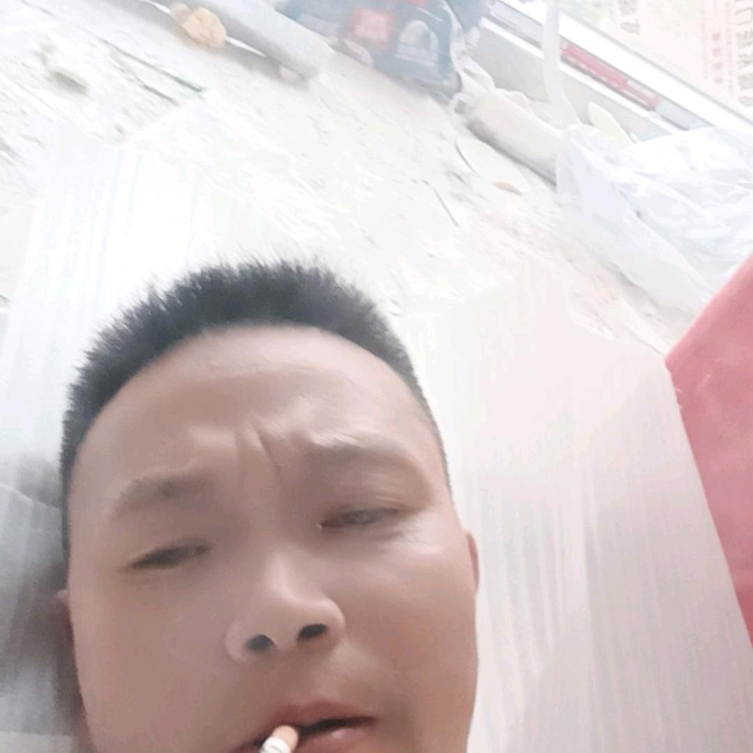 单身小哥哥家装一条龙寻找有缘人。