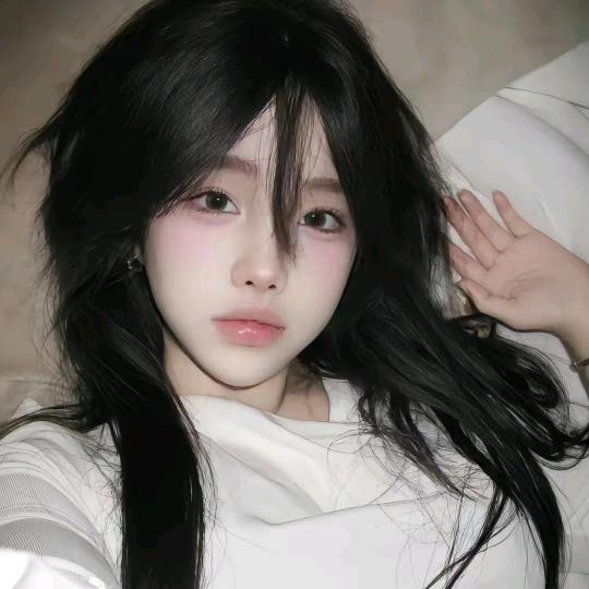 美女啵啵