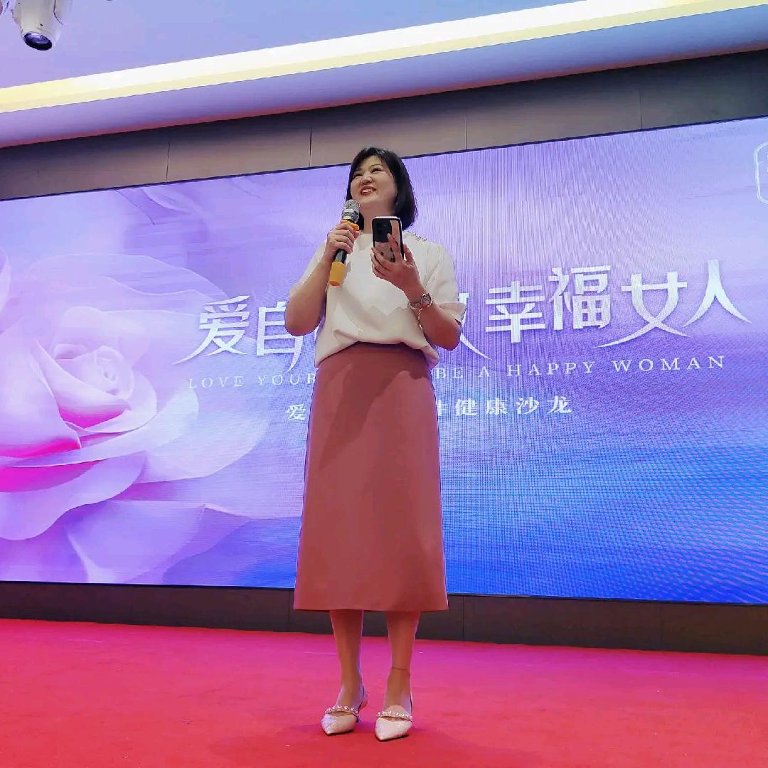曹莜倩