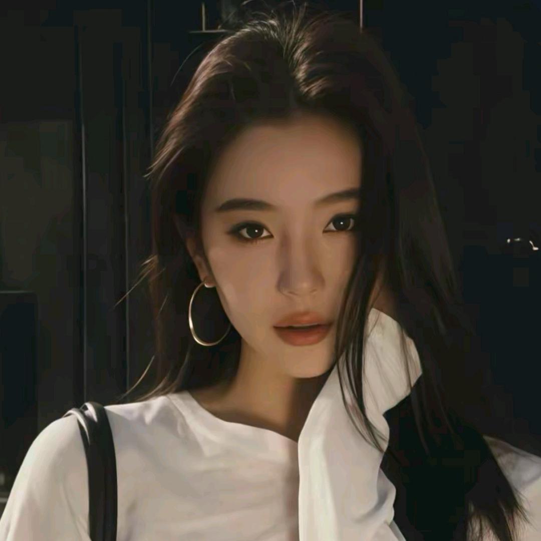 李慧儿(精致穿搭)