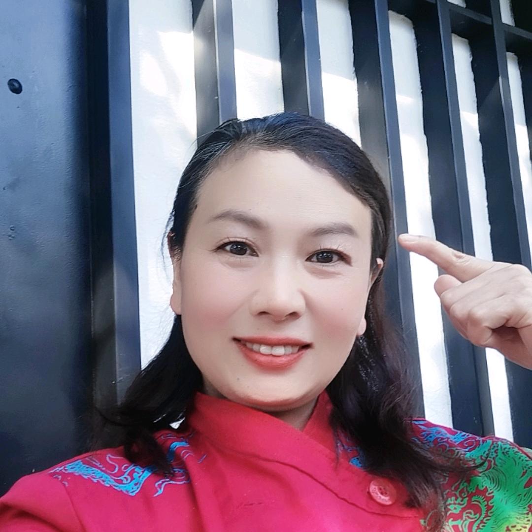 戴姐小号中午一点四十开播