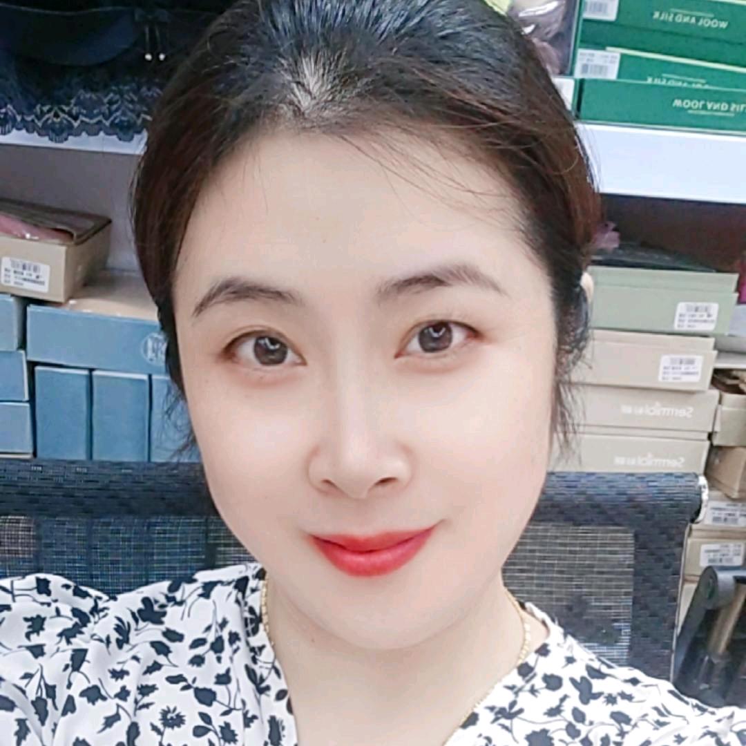 小燕子《好物在橱窗》