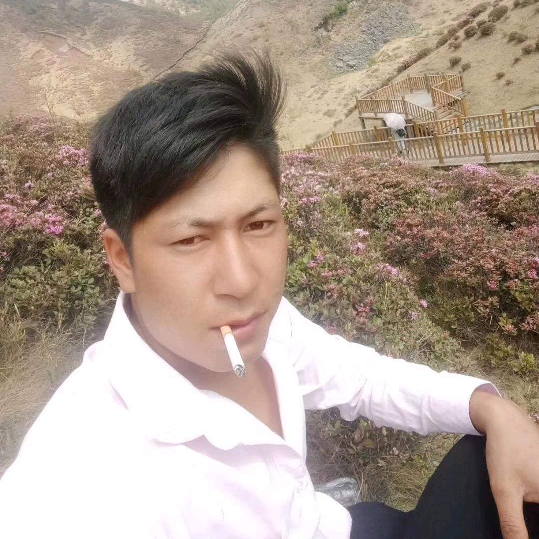 为了明天🌻🌻🌻