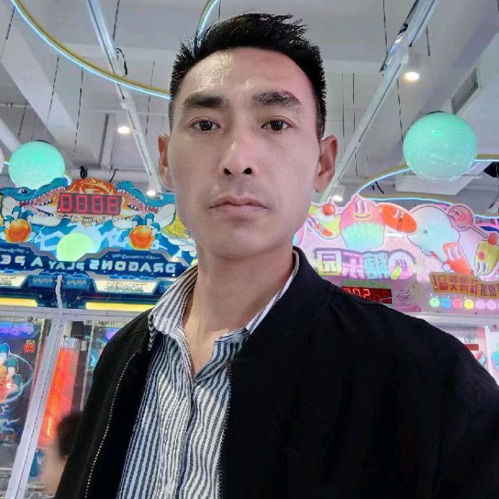 潘思城