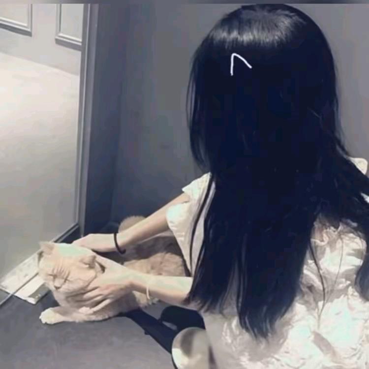 月亮下的嫦娥