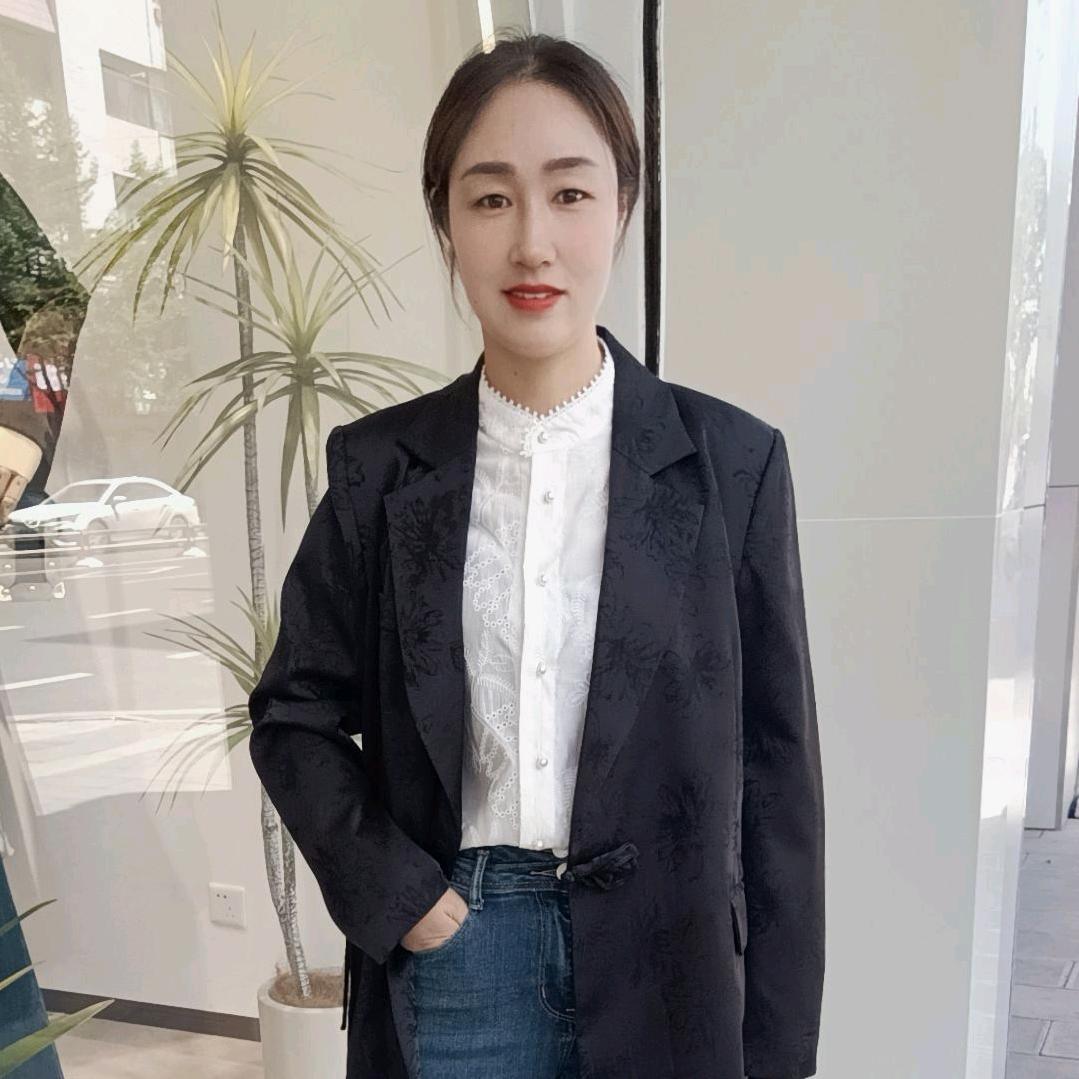 GEK哥可新天地店～汪琴