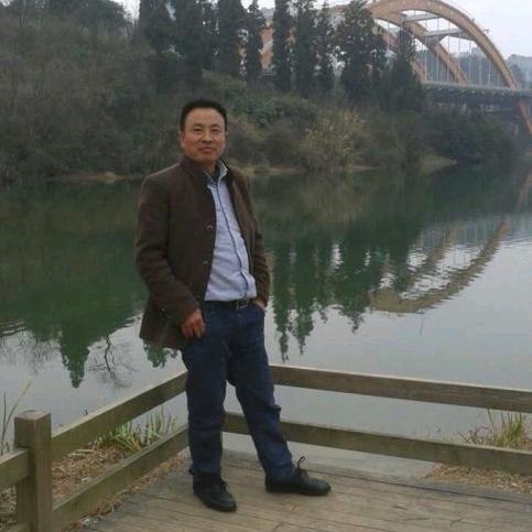 李英国