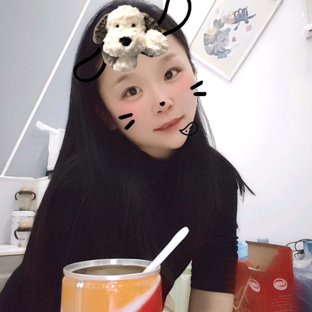Zhᐡ•·̭•ᐡao