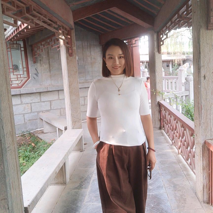 优雅气质女人