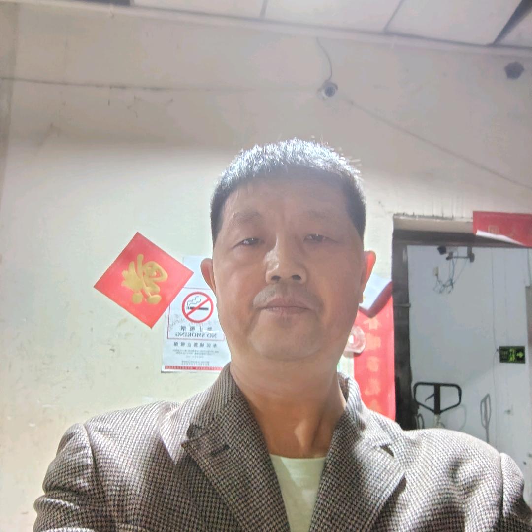 戚翔钧