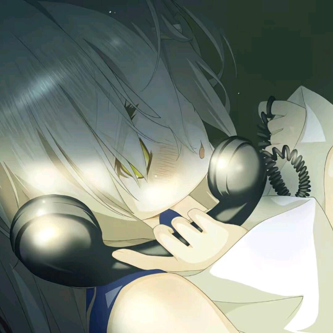 忧郁鱿鱼由于犹豫而忧郁