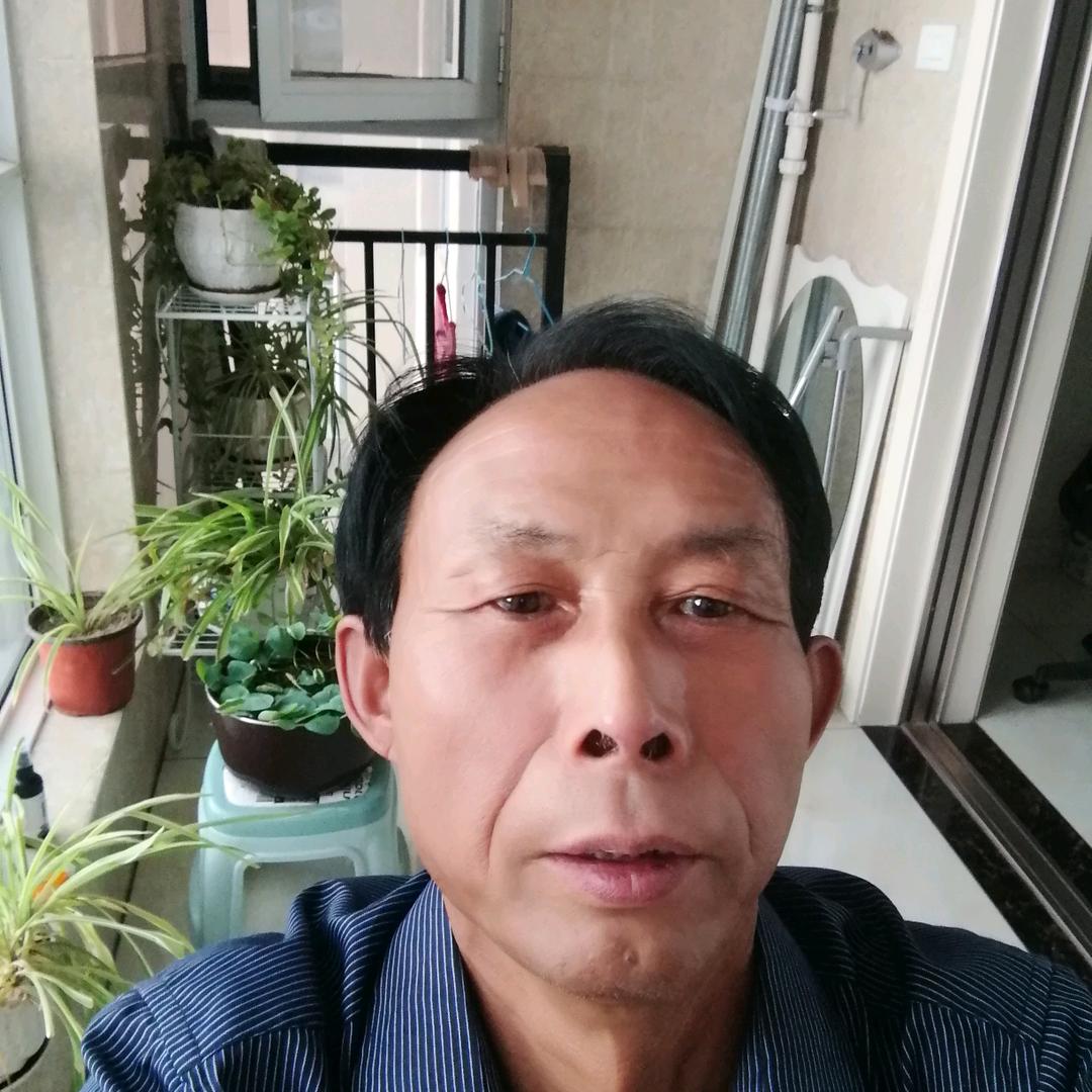 lo荣华